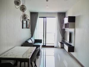 For RentCondoWongwianyai, Charoennakor : For rent 48 sqm fully furnished big closet
