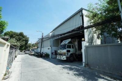 For SaleWarehouseLadprao, Central Ladprao : Cheap sale, warehouse-with office, Ladprao (near MRT Ladprao, only 960 m.) 83 sq.w., area 360 sq.m. # suitable for office-Cloud Kitchen, warehouse, studio