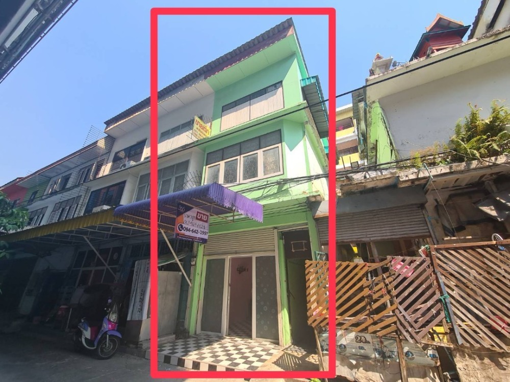 For SaleShophousePattaya, Bangsaen, Chonburi : Sell and rent a 3-storey commercial building, Pattaya Second Road, South Pattaya, near Wat Chai Mongkhon Market, 17 square meters