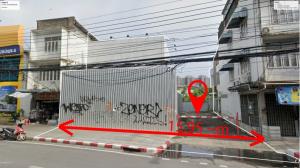 For SaleLandSathorn, Narathiwat : Land for sale on Chan Road, no need to enter the alley. The width of the road is 15.95 meters.