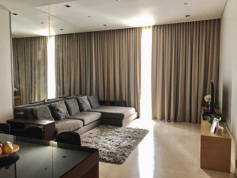 For RentCondoSilom, Saladaeng, Bangrak : For rent, Saladaeng Residence, 90 square meters, 2 bedrooms, 2 bathrooms, 5th floor, fully furnished, ready to move in, 70,000.-/month.