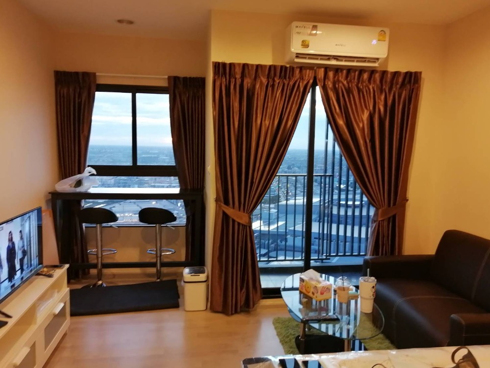 For RentCondoนนทบุรี บางใหญ่ บางบัวทอง : ให้เช่า PLUM CONDO STATION​พลัมคอนโดเซ็นทรัล สเตชั่น  ติดห้างเซ็นทรัลเวสต์เกต 0 เมตร 7,000 บาทล้างแอรฺ์ให้ฟรีปีละ​2​ครั้งจ้างแม่บ้านทำความ​สะอาด​ให้​  4​ เดือน/ 1​ครั้ง