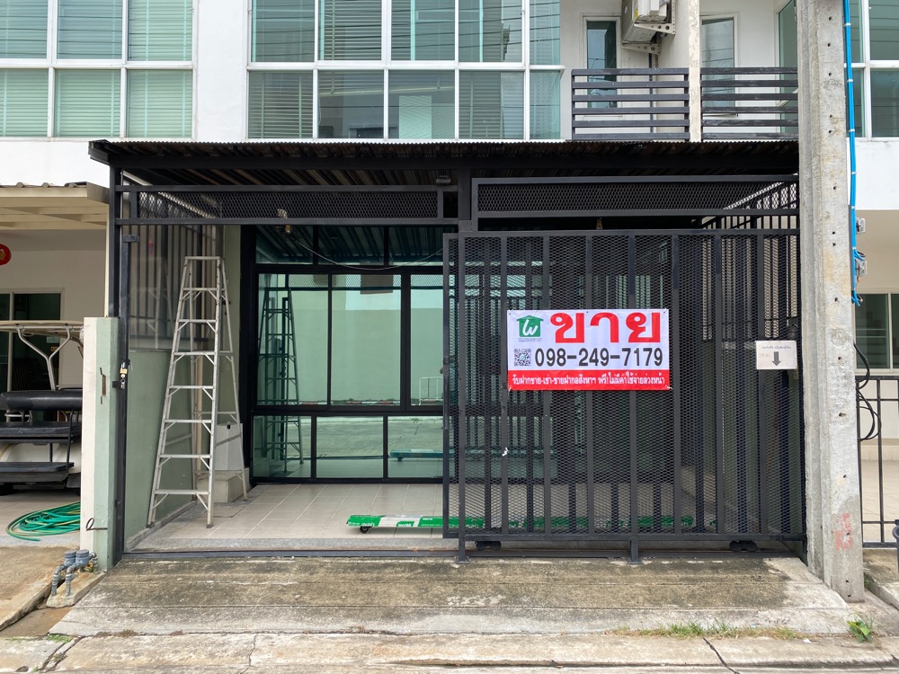 For SaleTownhousePattanakan, Srinakarin : 4-storey townhome, fully furnished, Warodom Place project, Soi Supapong 40 (opposite Seacon Srinakarin)