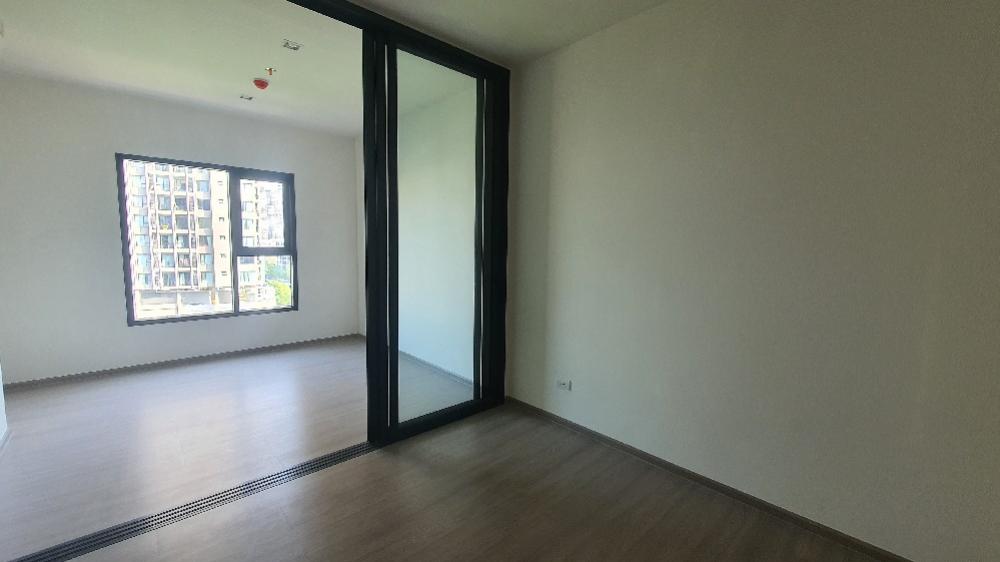 Sale DownCondoRama9, Petchburi, RCA : The Base Petchburi, Thonglor, the cheapest! 3.29 million!!