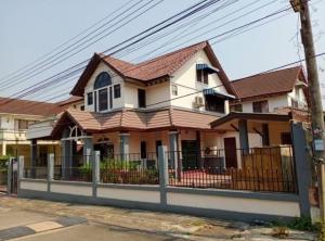For SaleHouseSriracha Laem Chabang Ban Bueng : 2 storey detached house for sale, big back, next to Rai Kluay Road - Assumption Sriracha, only 3 km. to Central - Robinson Sukhumvit.