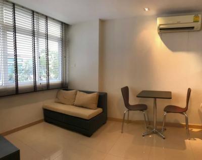 ขายคอนโดเลียบทางด่วนรามอินทรา : 0996-A😊😍 For RENT,SELL  ให้เช่า,ขาย 1 ห้องนอน🚄ใกล้ MRT ห้วยขวาง🏢เจ ดับบลิว บูเลอวาร์ด ศรีวรา J.W. Boulevard Srivara 🔔พื้นที่:30.00ตร.ม.💲เช่า:12,000฿💲ขาย:2,990,000฿📞O99-5919653,O86-454O477✅LineID:@sureresidence