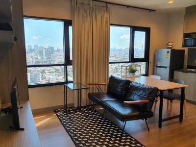For RentCondoLadprao, Central Ladprao : CT025_P CHAPTER ONE MIDTOWN 24 **Beautiful room, fully furnished, ready to move in** Convenient transportation near MRT
