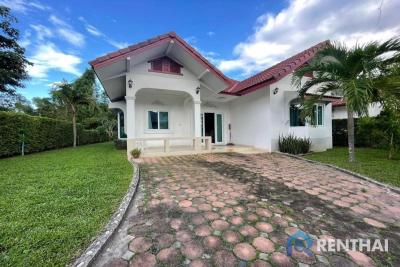 For RentHousePattaya, Bangsaen, Chonburi : For rent house 3 bedrooms at Jomtien Garden Village
