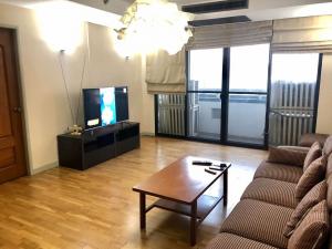 For RentCondoSukhumvit, Asoke, Thonglor : LCA001_P LAS COLINAS ASOKE **Fully furnished, ready to move in** Convenient transportation near BTS