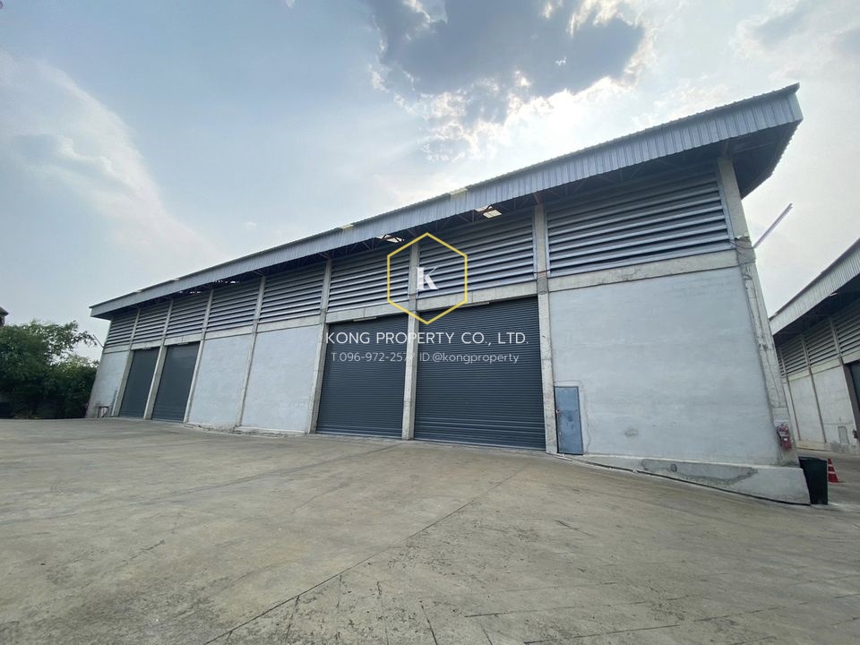 For RentWarehouseNawamin, Ramindra : Warehouse for rent, Ramintra, Khlong Sam Wa District, Bangkok.