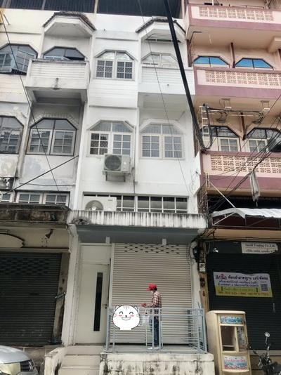 For RentShophouseYothinpattana,CDC : 6503-321 Commercial building for rent, Ramkhamhaeng, decorated as an office, good for business