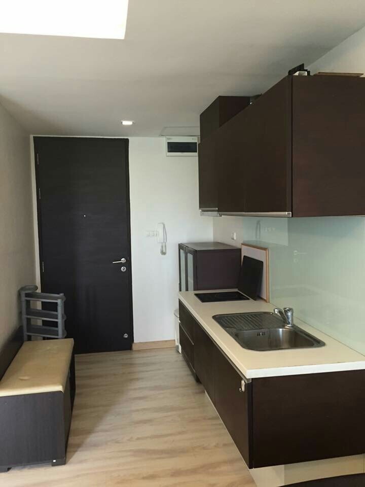 For RentCondoYothinpattana,CDC : Condo for rent, sale, JW Boulevard Town in Town J.W. Boulevard, Building B, 5th floor, area 58 sq m. Price 15,000