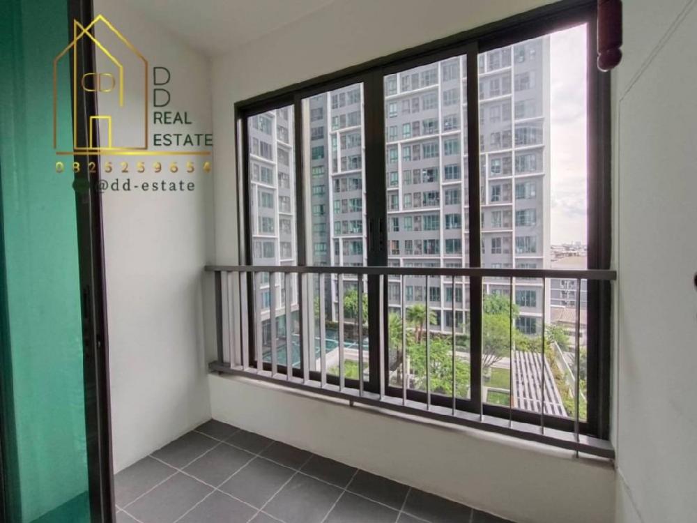 For SaleCondoPinklao, Charansanitwong : Condo for sale, Ideo Mobi Charan-Interchange, size 34.36 sqm., 1bed, 10th floor, corner room, pool view, new room condition, never been there, with electrical appliances and furniture, very cheap price, near MRT Bang Khun Non, only 80 meters