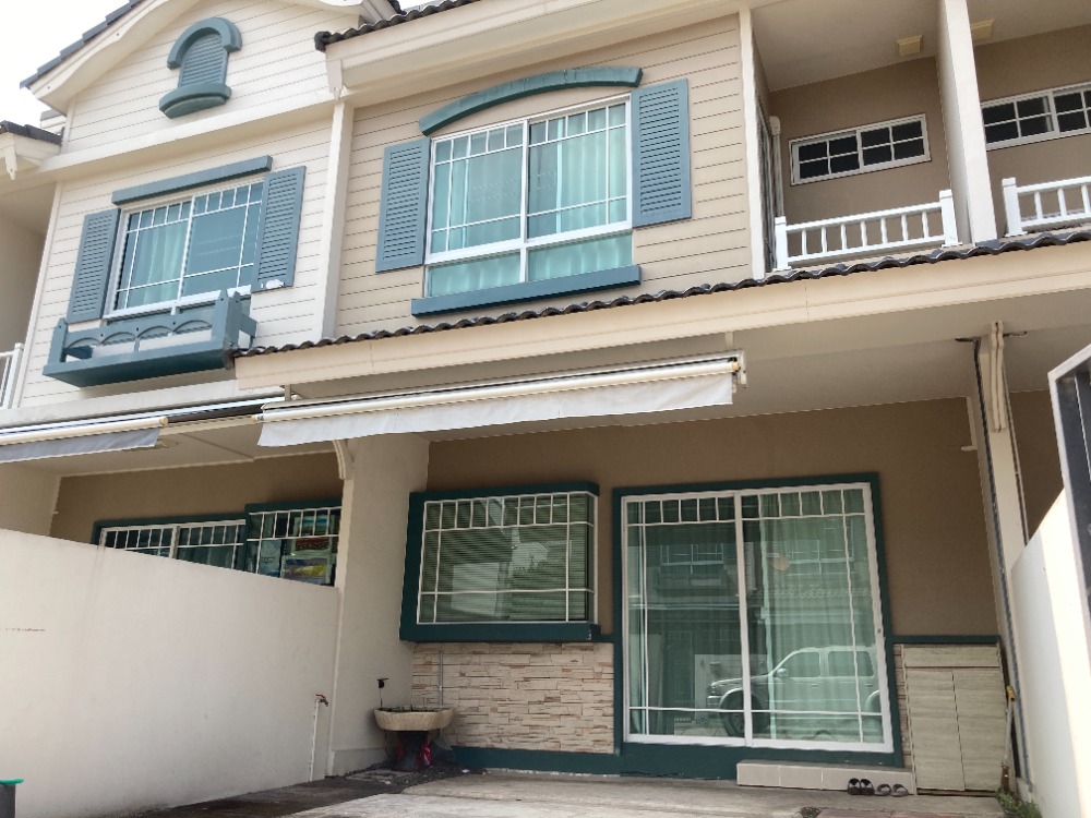 For RentHouseBangna, Bearing, Lasalle : House for rent ✦ Townhouse Indy Bangna Km.7 ✦ 2 bedrooms, 3 bathrooms, Lan and House project, Soi Ratchawinich, Bang Kaeo, next to Mega Bangna, with facilities 😍😎