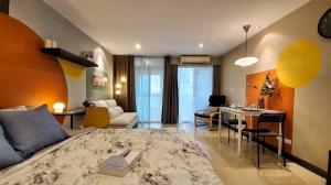 For RentCondoOnnut, Udomsuk : 🔥 “ Regent Home 4" for rent, beautiful, spacious room, good price, near BTS On Nut 🔥