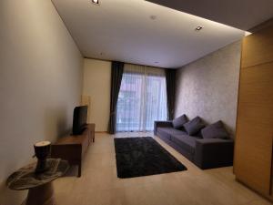 For RentCondoSilom, Saladaeng, Bangrak : Good and cheap price Saladaeng Residence For Rent, 1 Bedroom 1 Bathroom,