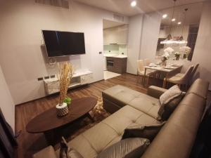 ให้เช่าคอนโดสุขุมวิท อโศก ทองหล่อ : RENT! Ceil By Sansiri 2 ห้องนอน fully furnished พร้อมเข้าอยู่