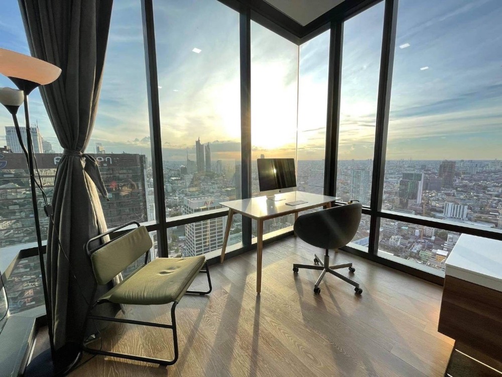 ให้เช่าคอนโดสีลม ศาลาแดง บางรัก : Ashton Silom: for rent 1 bedroom 1bthroom 35sqm 40,000 per month rainy 081-889-5470