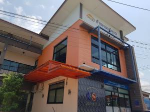 For RentHome OfficePattaya, Bangsaen, Chonburi : Office space for rent, shop, home office, commerce, monthly rent in Baan Ngam Charoen 15, Bang Lamung, Chonburi
