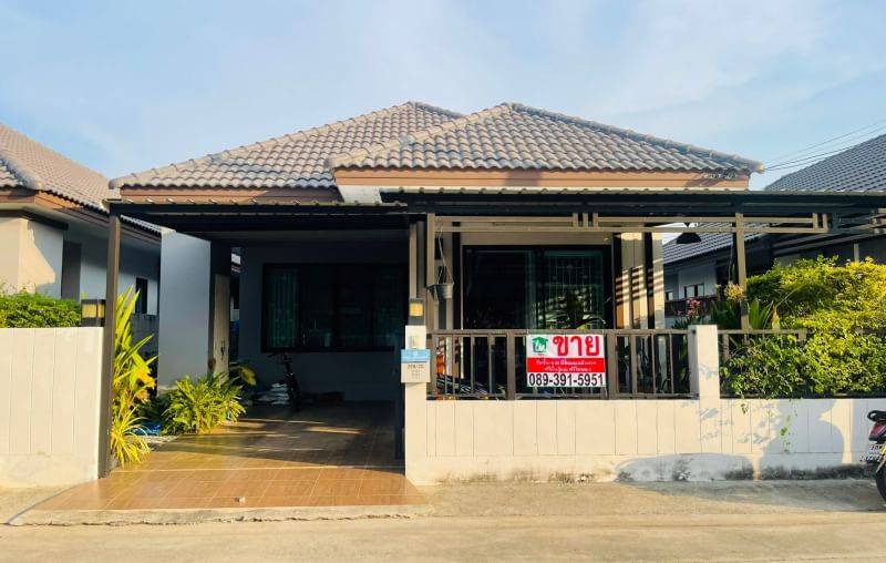For SaleHouseAyutthaya : House for sale at Nara Lake and Park Village.