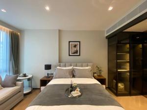 For RentCondoSukhumvit, Asoke, Thonglor : 💎 The reserve sukhumvit 61 💎 Beautiful room, luxurious decoration. 🌟Fully furnished!!️ Complete electrical appliances Good central area at a good price 🔥🔥🔥