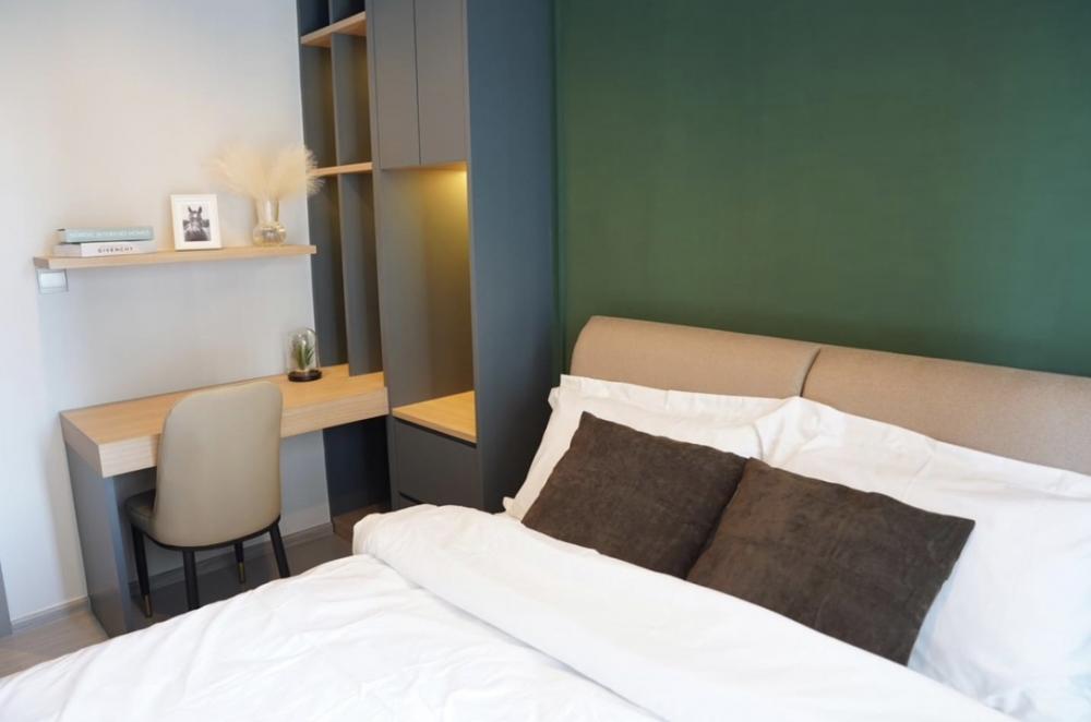 For RentCondoRama9, Petchburi, RCA : For rent, LIFE Asoke - Rama 9 (Life Asoke - Rama 9), interested in details. You can make an appointment to see the room. #Add Line, reply very quickly. Add Line: Line ID: @780usfzn (with @ too), code LAR9.53