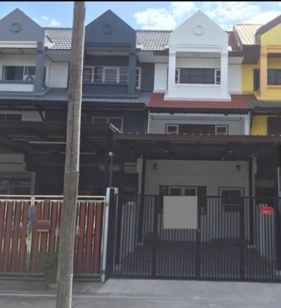For SaleTownhouseLadkrabang, Suwannaphum Airport : PP035 Townhouse for sale Ramkhamhaeng 2 Soi Thung Setthi Intersection 30, Townhouse Soi Thung Setthi Intersection 30 Townhouse near Mega Bangna #Townhouse Ram 2 #The front of the house doesn't hit anyone