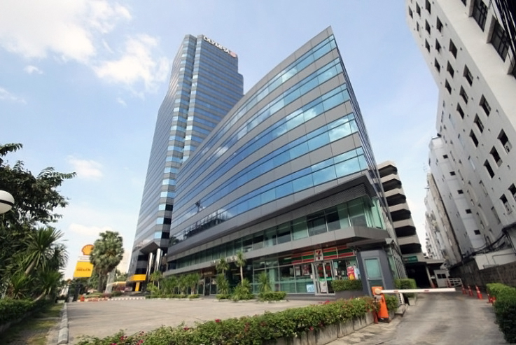For RentOfficeRatchadapisek, Huaikwang, Suttisan : Office space for rent, Olympia Thai Tower, Ratchadaphisek Road, 6th floor, area 97 sq m., Rental fee 72,750 baht/month.