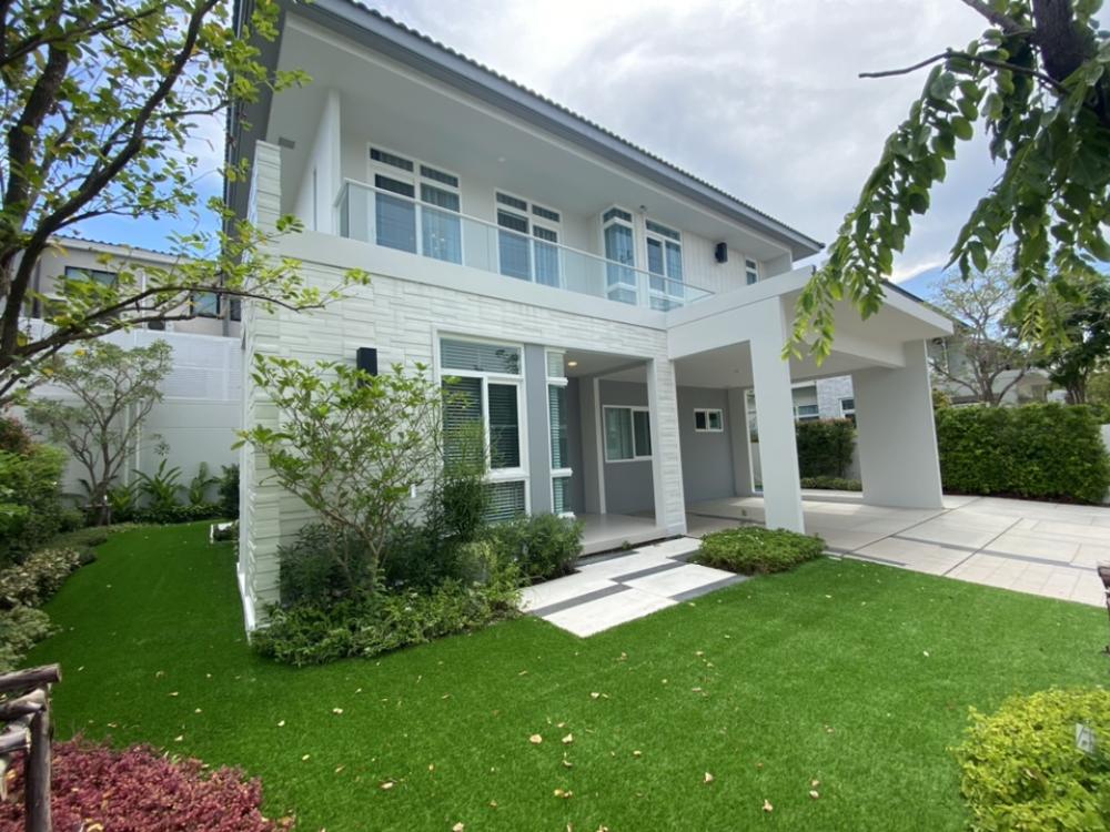 For RentHouseLadkrabang, Suwannaphum Airport : House for rent in Manthana Village, Bangna-Wongwaen (Ram 2), 4 bedrooms, 5 bathrooms, 1 maids room
