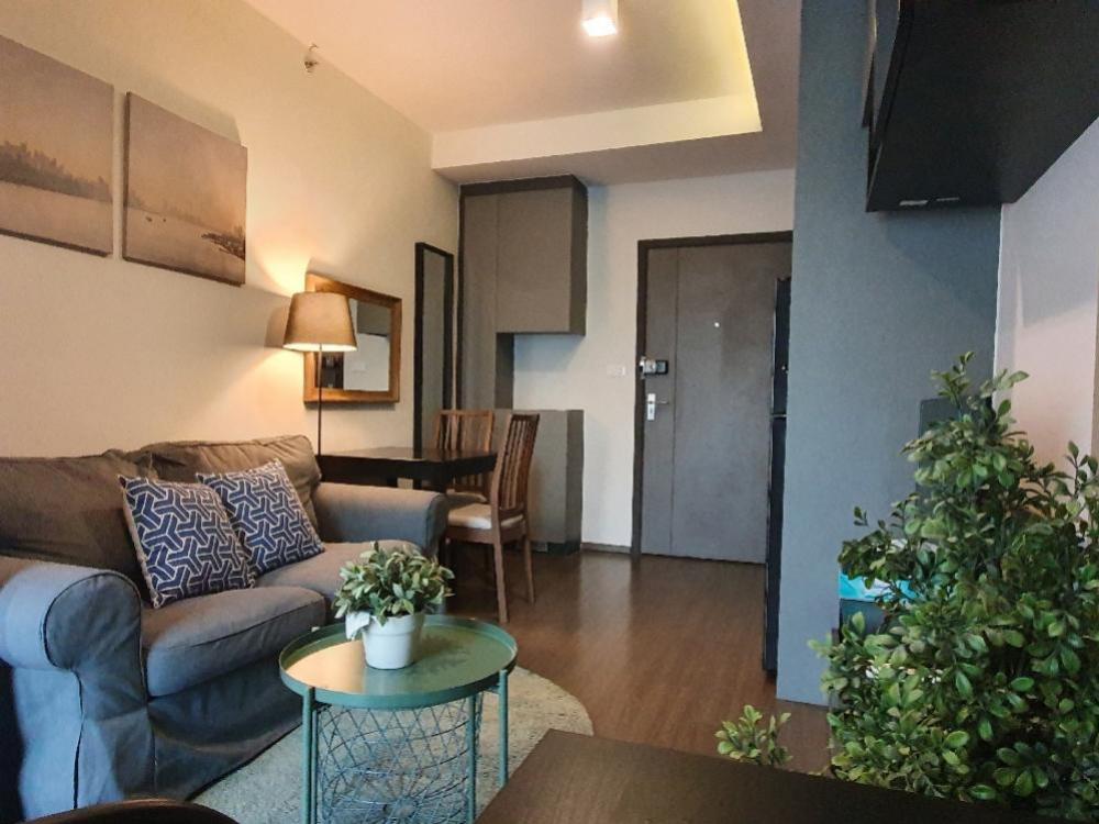 For SaleCondoOnnut, Udomsuk : Condo for sale, next to BTS! Ideo sukhumvit 93 (Ideo Sukhumvit 93) BTS Bang Chak, 34.5 sq.m. with a tub, price 4,460,000 baht, north, pool view, ready to move in.