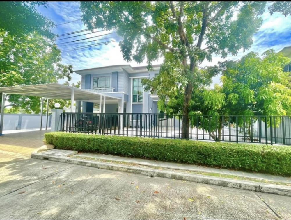 For RentHouseLadkrabang, Suwannaphum Airport : House for rent at Perfect Masterpiece Rama 9, lake view, pets allowed