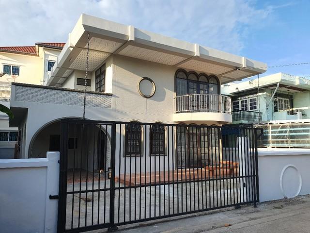 For RentHouseChokchai 4, Ladprao 71, Ladprao 48, : 2 storey house for rent Area on Lat Phrao Road 47 Chokchai 4, suitable for home office and residence.