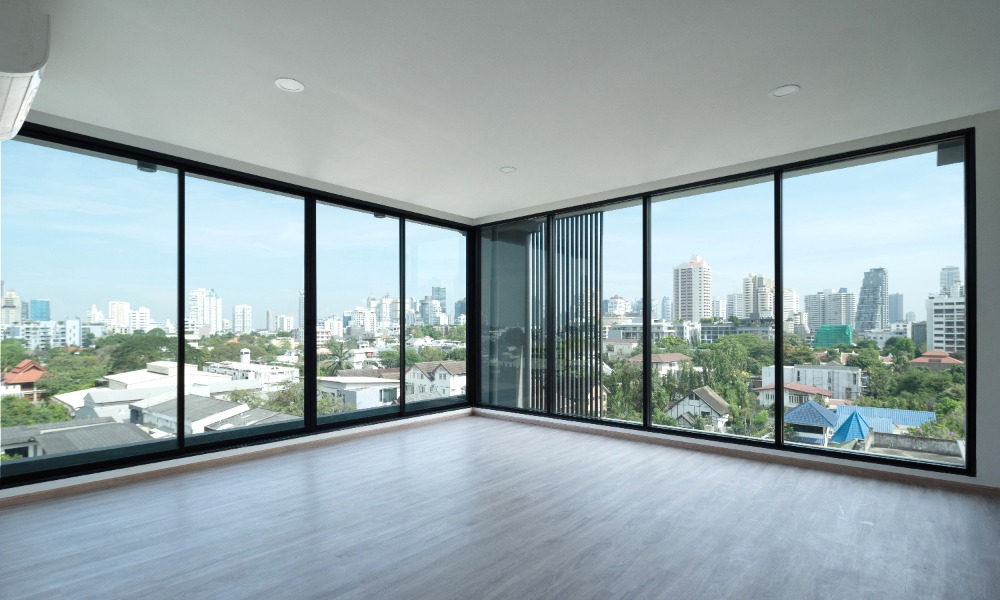 For SaleCondoSukhumvit, Asoke, Thonglor : THE TEAK PENTHOUSE FOR SALE AT SUKHUMVIT 39 A low-rise Penthouse condominium up to your unique design on a best location that can be called highly potential. One of a good living place in Bangkok.