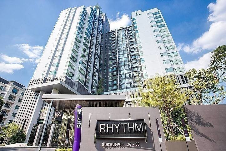 For SaleCondoSukhumvit, Asoke, Thonglor : 🔥Best Price🔥For Sale Condo Rhythm Sukhumvit 36 - 38. 1 Bed, 1 Bath, 33.3 sq.m. Rare layout, fully-fitted, high floor, nice view. Near BTS Thonglor