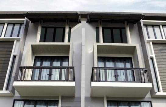For SaleTownhouseOnnut, Udomsuk : H882-For Sell Townhome 4 floors Areeya Mandarina On Nut (empty house), convenient to travel. near BTS On Nut