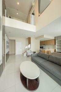 ให้เช่าคอนโดพระราม 9 เพชรบุรีตัดใหม่ RCA : for rent Villa asoke 2 bed special deal nice room !! 💜