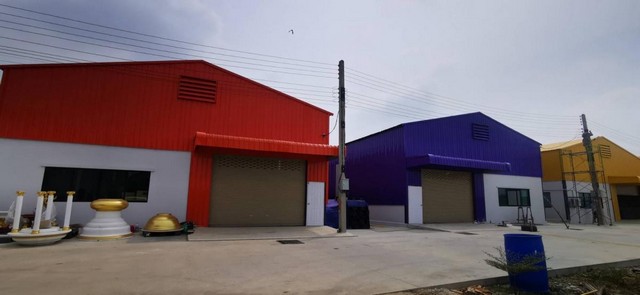 For RentWarehouseNonthaburi, Bang Yai, Bangbuathong : Code C4878 for rent, a new warehouse with office size 240 square meters, Bang Bua Thong, Nonthaburi.