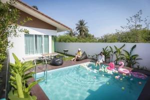 ให้เช่าบ้านระยอง : +++ Pool Villa +++ Ban Sabai Burapaphat, Ban Chang *** Daily & Monthly Rental ***
