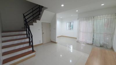 For RentHouseChaengwatana, Muangthong : Home Office, behind the corner, 3 and a half floors, for sale 4 million / for rent, 3-storey townhome 17,000 baht