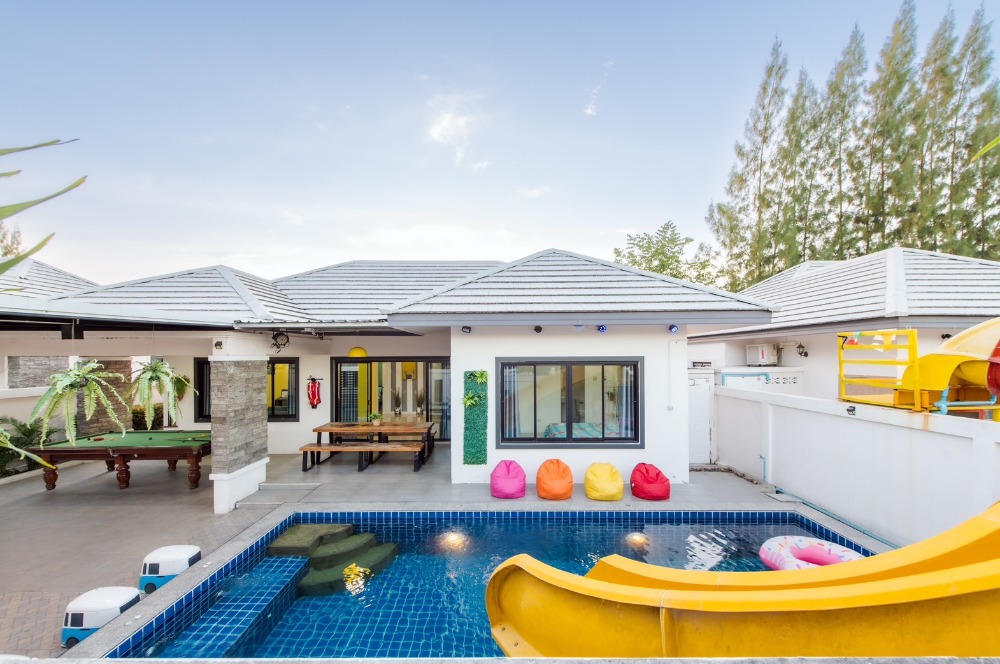 For SaleTownhouseCha-am Phetchaburi : House for sale, pool villa with business, Hua Hin Soi 70