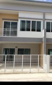 For RentTownhousePatumtani,Rangsit, Thammasat : New townhome for rent at mcs place project