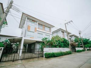 For SaleHouseNonthaburi, Bang Yai, Bangbuathong : Worth the price!!! 3 storey detached house for sale, Casa Grand Ratchapruek-Rama 5 project, good location, very new condition, with built-in furniture, special price! Size 54.3 square wa