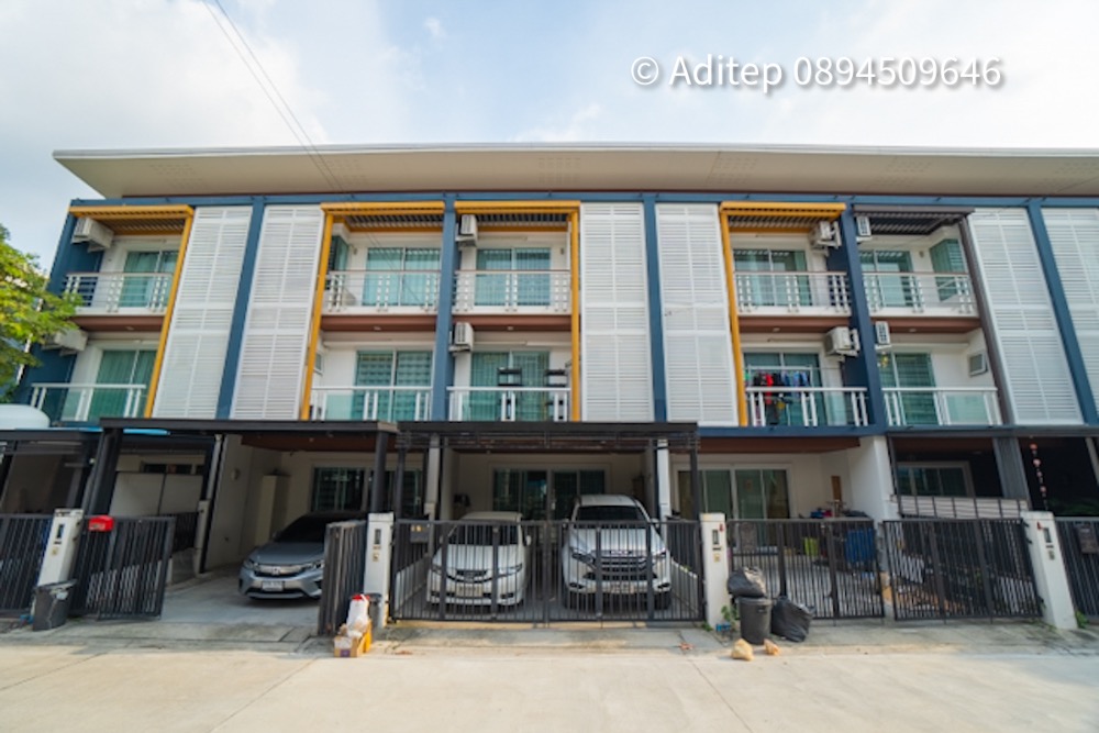 For SaleTownhouseVipawadee, Don Mueang, Lak Si : 3-storey townhome for sale, Chuan Chuen Modus, Vibhavadi, phase 2, large type house, 25 sq m. 222 sq m., 3 bedrooms, 3 bathrooms, next to Vibhavadi Road Near Laksi Intersection, near 2 train lines