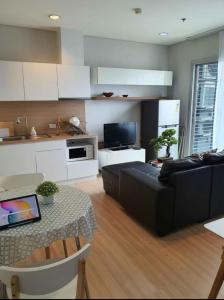 For RentCondoSapankwai,Jatujak : 🔥Special Price 🔥 GPR16367  For Rent Condo :  Intro Condominium    55 sqm. Fully Furnished.🔥Price  18,500THB. per month