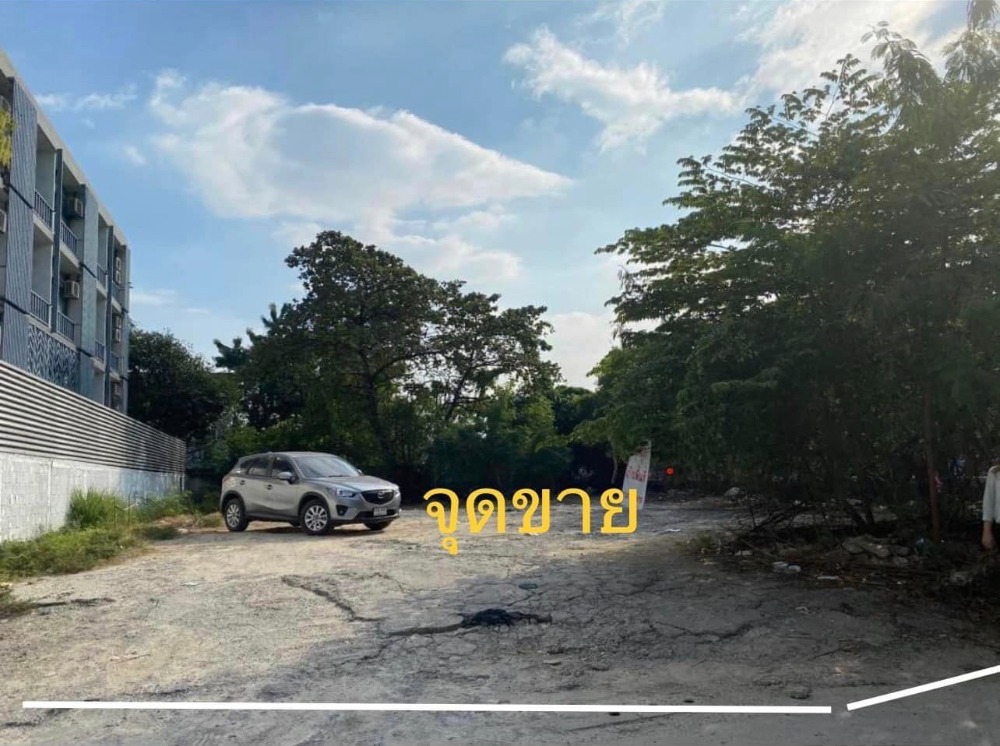 For SaleLandKasetsart, Ratchayothin : Land for sale, Wang Hin 67, already filled, Soi Lat Phrao, Wang Hin 67, area 200 sq m., width 22, depth 37, the land is at the end of Soi Lad Phrao, 150 meters into the alley.