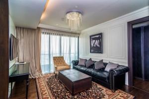 For SaleCondoSukhumvit, Asoke, Thonglor : Urgent sale, special price, The Lumpini 24 Penthouse @Sukhumvit 24, good location, beautiful room