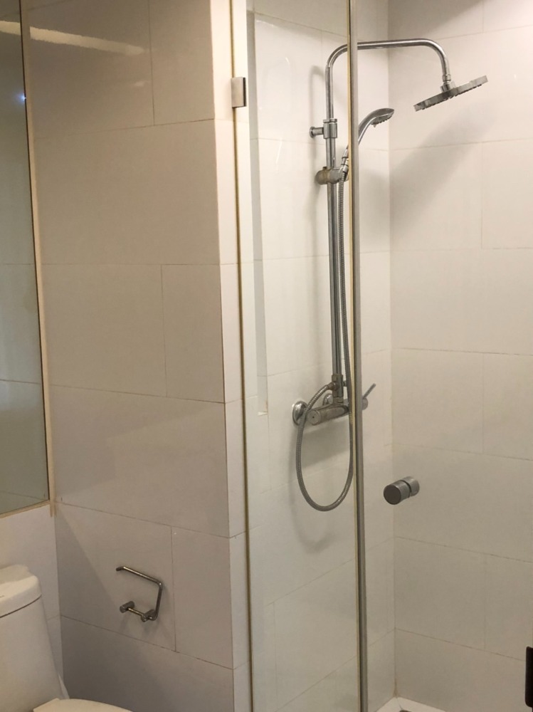 ให้เช่าคอนโดรัชดา ห้วยขวาง : Studio 28.52 Sqm. Emerald Residence Ratchada -เอ็มเมอรัล เรสซิเดนท์ รัชดา