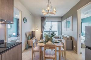 For SaleCondoPattaya, Bangsaen, Chonburi : Urgent sale!!! Condo UNIXX South Pattaya (UNIXX South Pattaya), fully furnished room, beautiful view, ready to move in, 2 bedrooms, 2 bathrooms **Pratamnak Hill View**