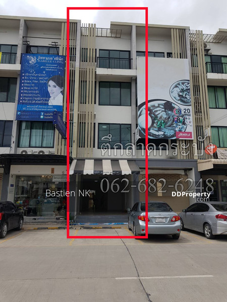 For RentShophouseLadkrabang, Suwannaphum Airport : 4-story shophouse in front of Lat Krabang Industrial Estate, suitable for an office, clinic, shop.