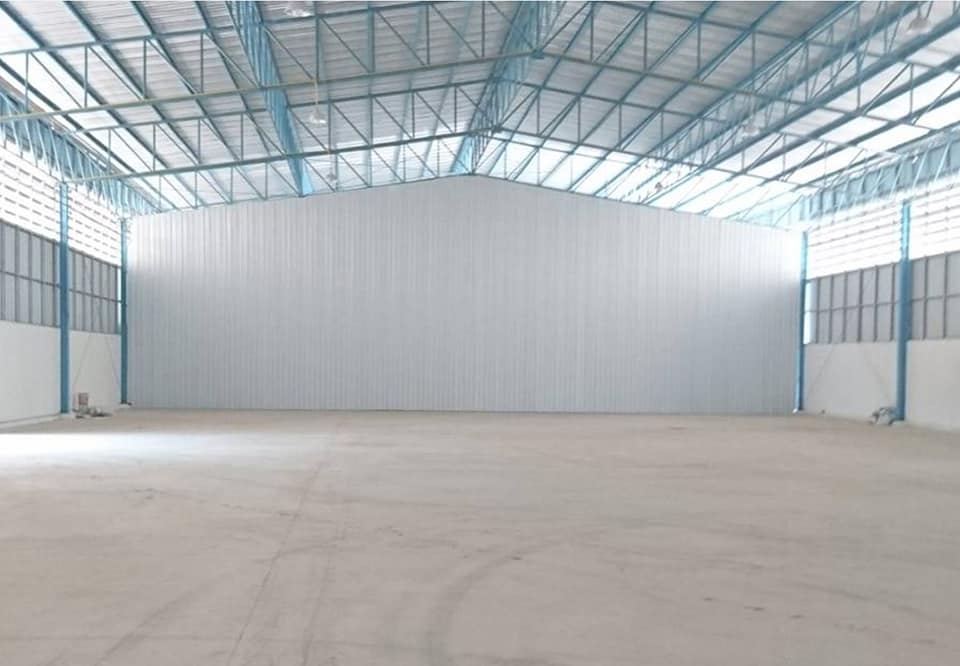 For RentWarehouseMahachai Samut Sakhon : #Warehouse, warehouse for rent, Bang Pla, Samut Sakhon, area 400-8000 sq m. Can be rented: in Mahachai area :clear area : good ventilation :Wide road, next to the main road